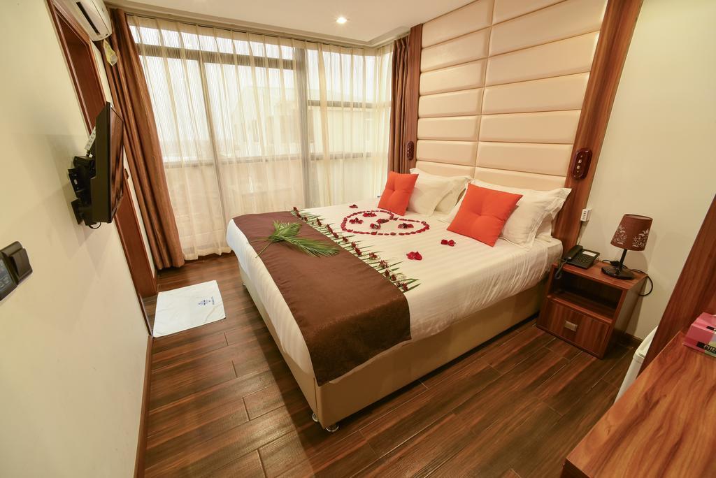 Hotel Crown Arena Hulhumale Esterno foto