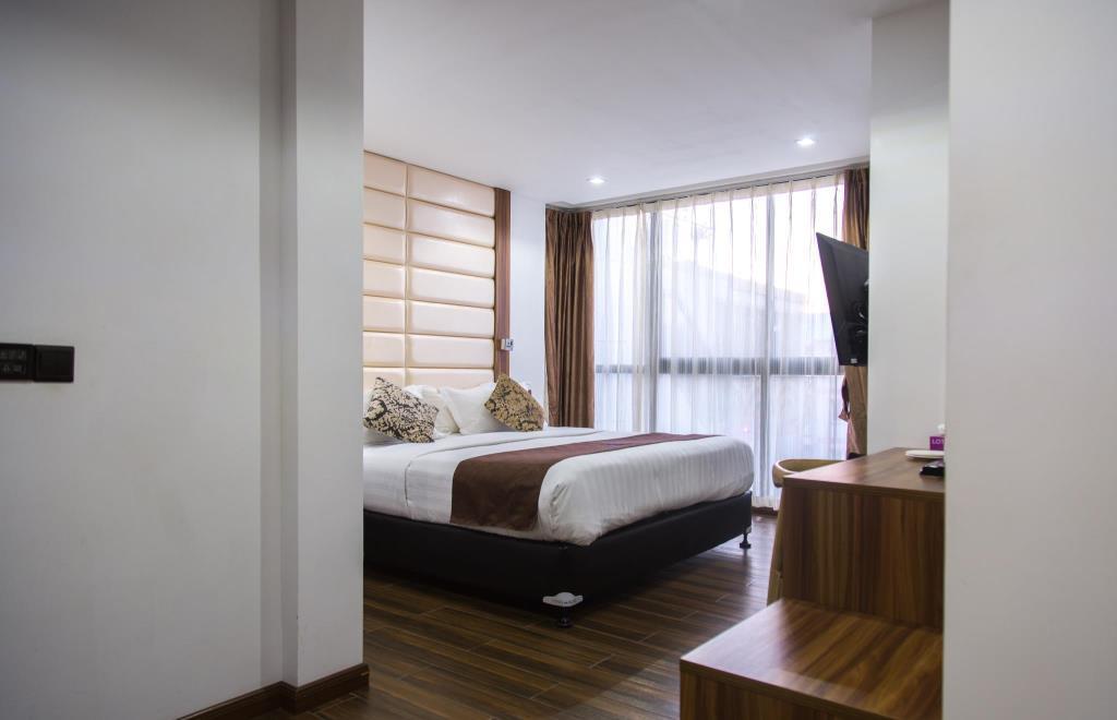 Hotel Crown Arena Hulhumale Esterno foto