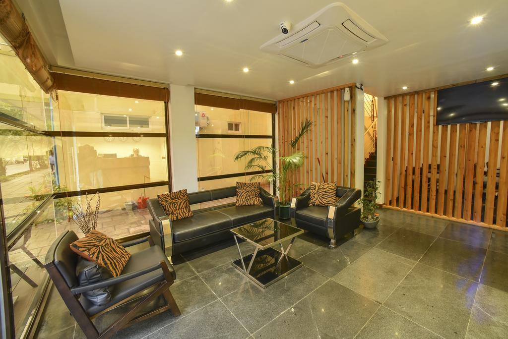 Hotel Crown Arena Hulhumale Esterno foto