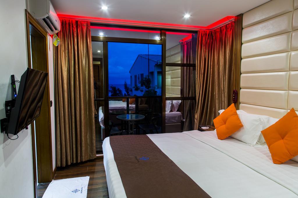 Hotel Crown Arena Hulhumale Esterno foto